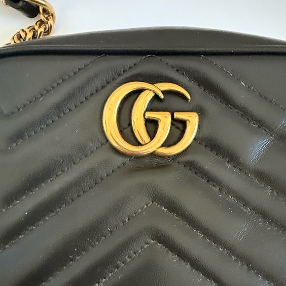 Gucci Black Calfskin Matelasse Mini GG Marmont Chain Bag - Picture 2 of 10